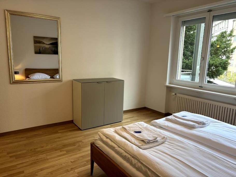 Cozy 2br Near - 8 Apartamento Zurique